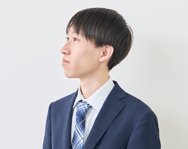 INTERVIEW 先輩社員インタビュー